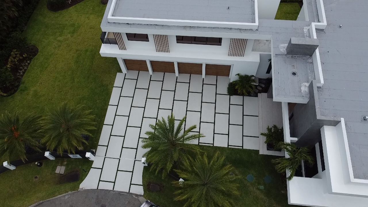 Aerial view of a concrete slab driveway and walkway by Concrete Solutions Today, Broward County, FL